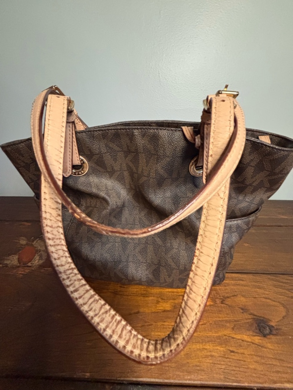 Michael Kors Vintage Brown MK Logo Signature Tote with Tan Straps Quiet Luxury - Picture 4 of 10